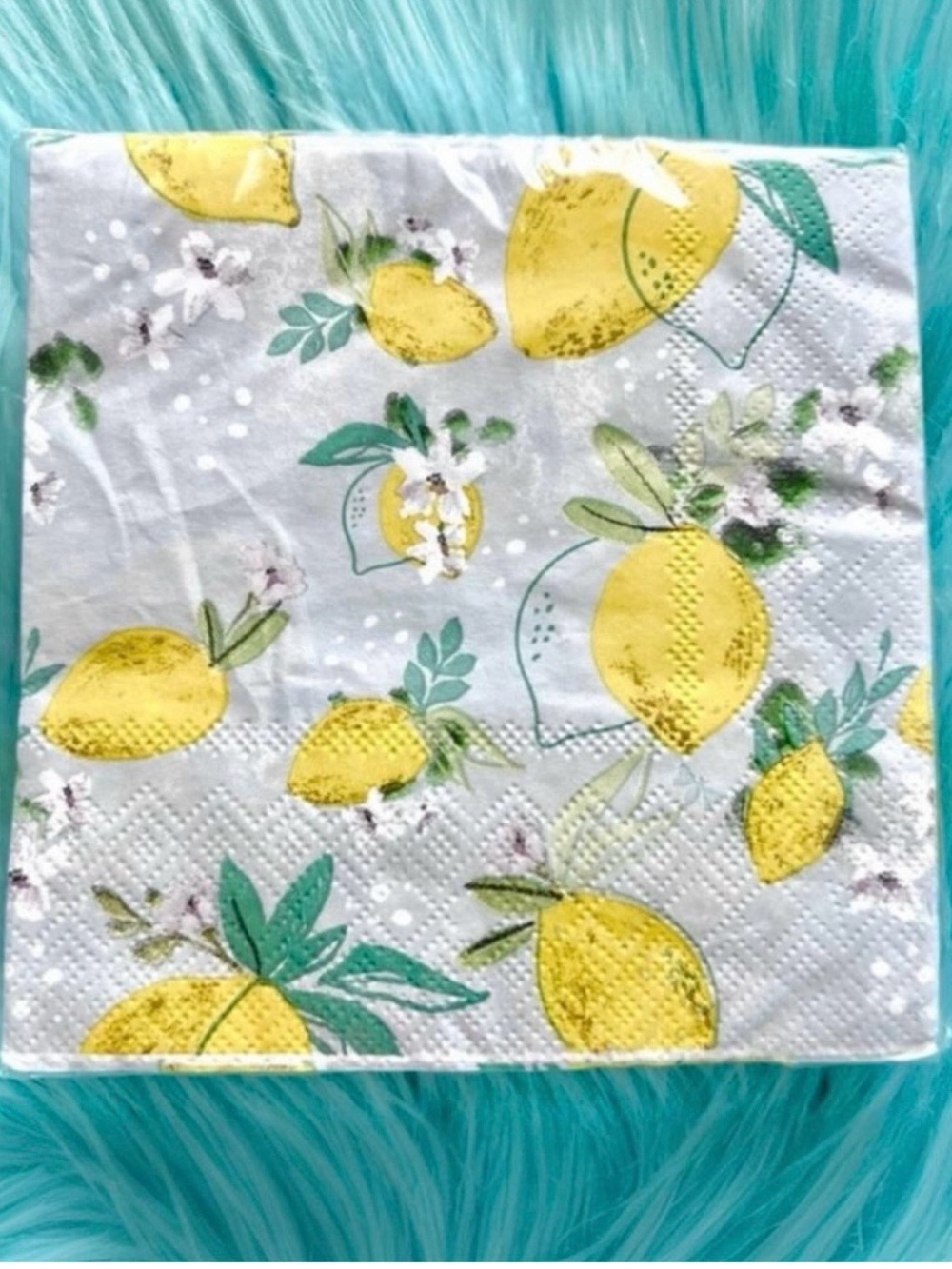 Mara-Mi Lemon Print Napkins 3-Ply 40 Count Party Decor - Picture 2 of 4